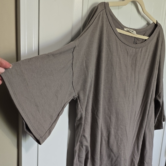 Three Bird Nest Taupe Ruffled Blouse - Picture 5 of 6